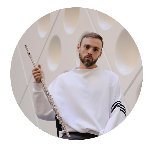 Joshua Batty | Digital Branding for Classical Musicians Portrait of international flautist Joshua Batty